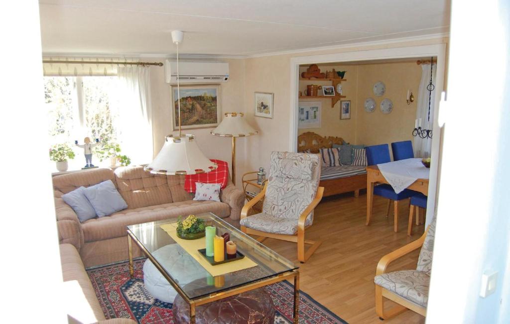 Amazing Home In Slvesborg With 4 Bedrooms And Wifi photo 2
