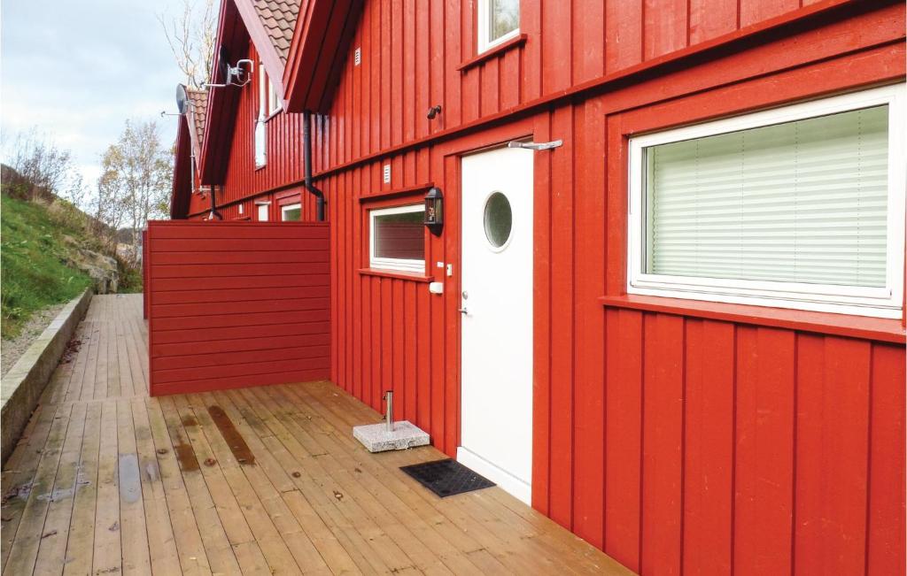 Awesome Apartment In Lindesnes With 3 Bedrooms photo 4