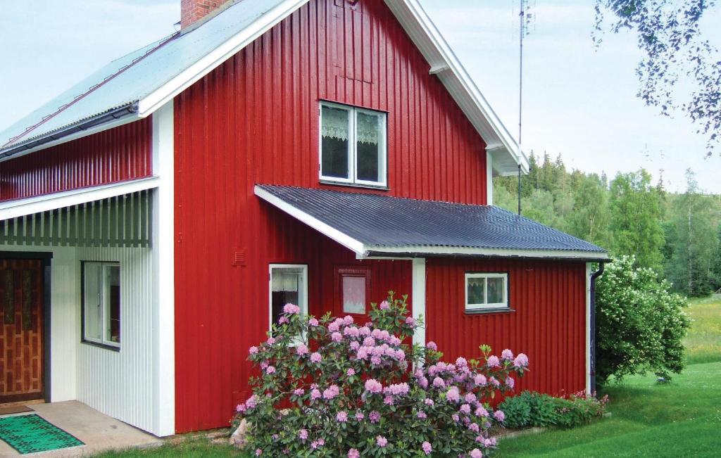 Beautiful Home In Tcksfors With 2 Bedrooms