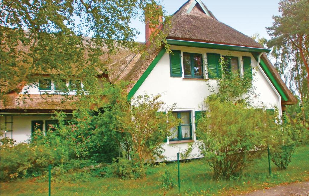 Stunning Home In Prerow With Wifi And 1 Bedrooms