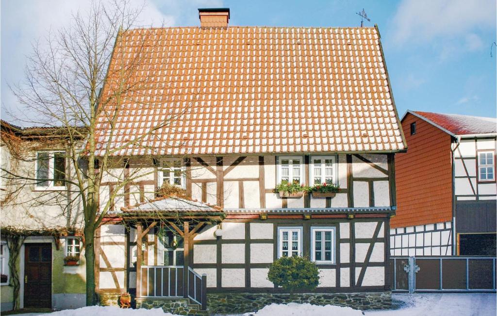 Awesome Home In Harzgerode-dankerode With 3 Bedrooms And Wifi