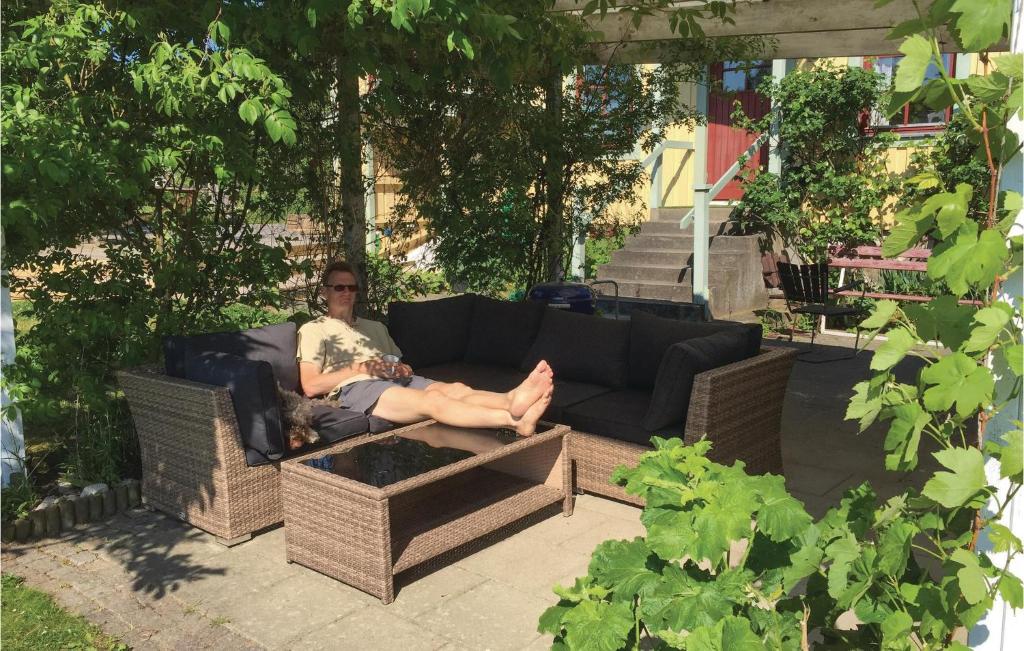 Awesome Home In Fjlkinge With 1 Bedrooms And Wifi photo 2