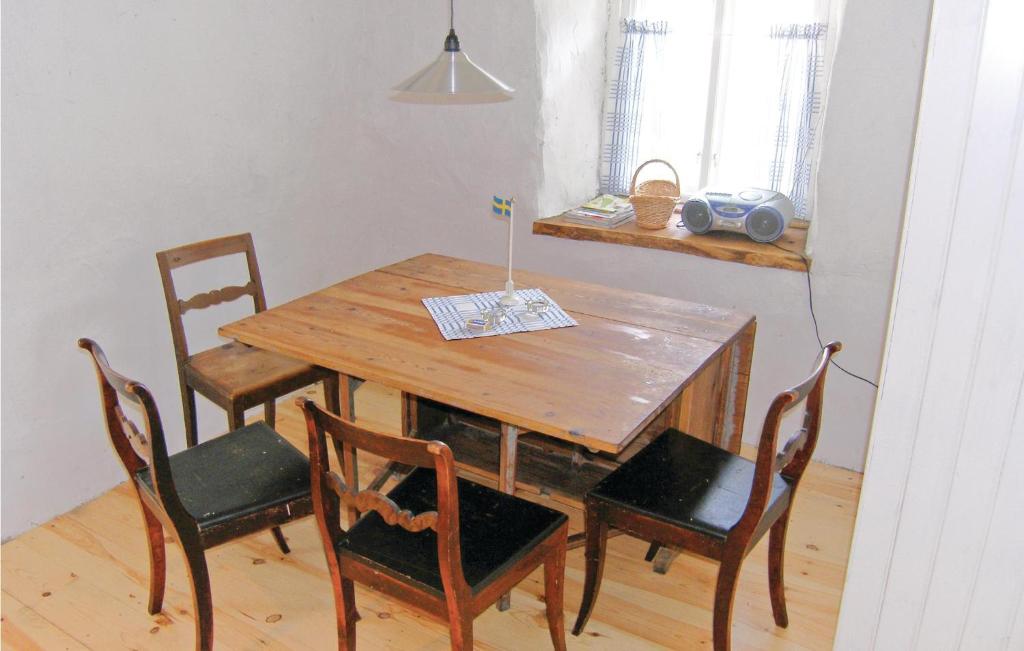 Amazing Home In Klintehamn With 2 Bedrooms photo 4