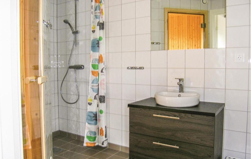 Amazing home in Bolms with 3 Bedrooms, Sauna and WiFi photo 2