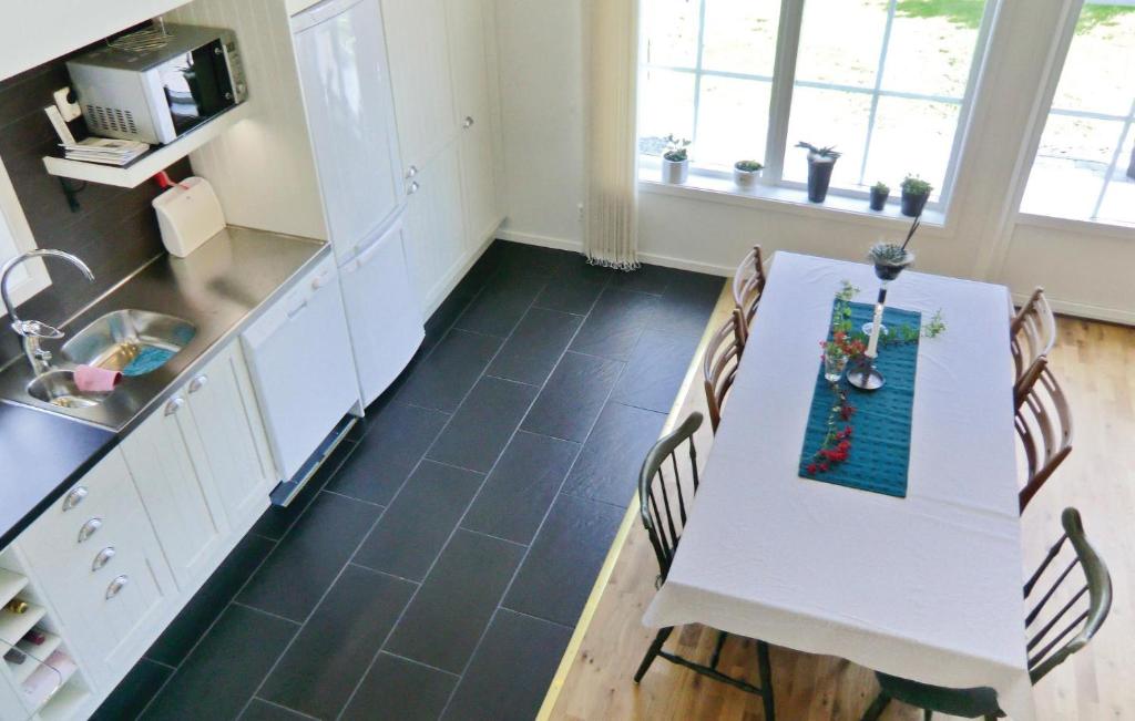 Nice Home In Vetlanda With 2 Bedrooms photo 1