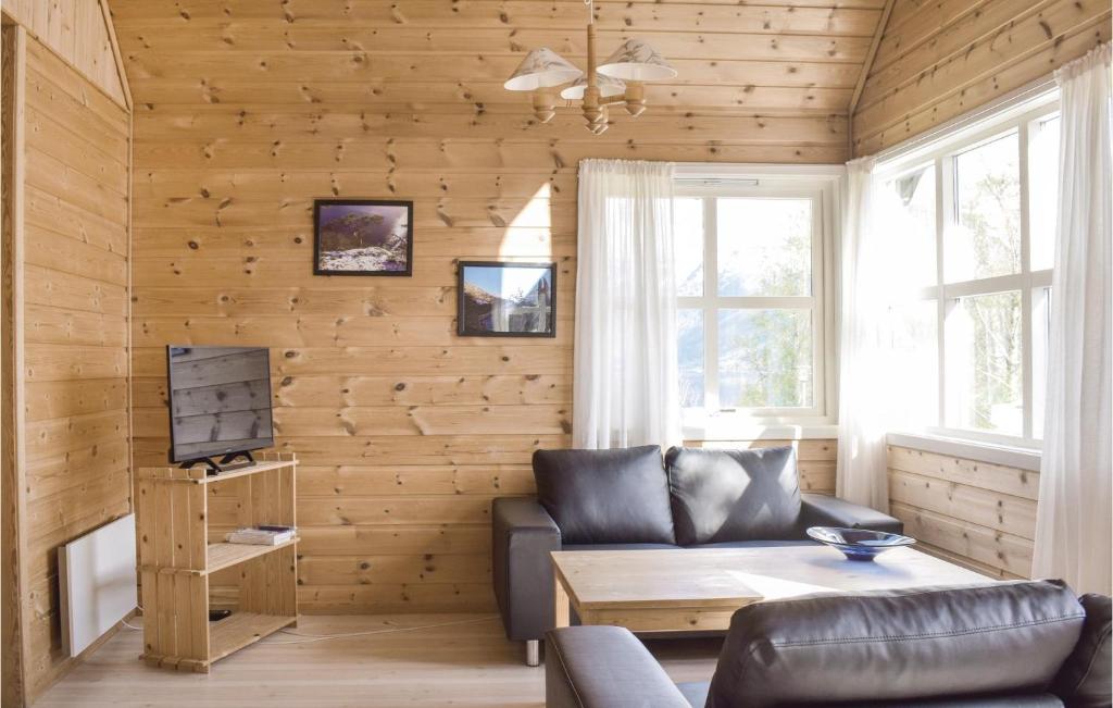 Amazing Home In Vallavik With 3 Bedrooms And Wifi photo 1