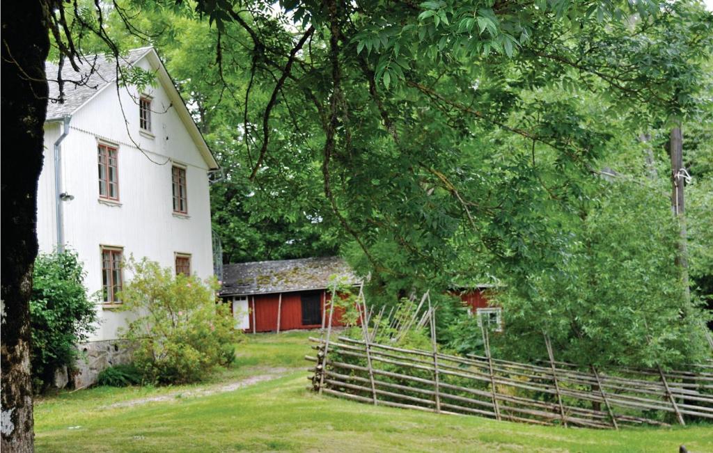 Nice home in Mellerud with 4 Bedrooms and WiFi photo 1