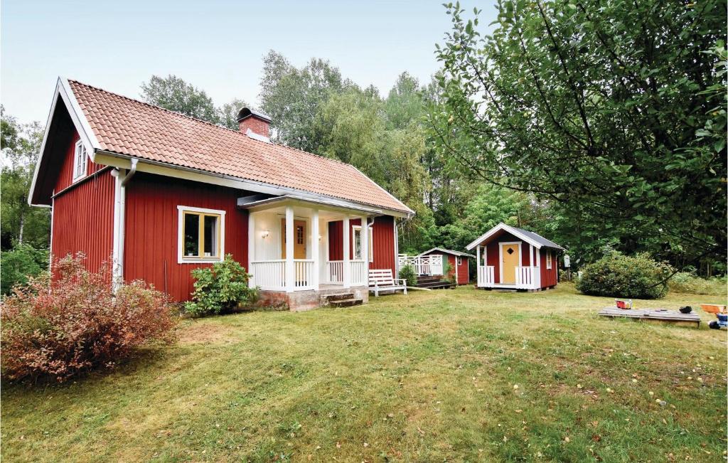 Nice Home In lgars With 2 Bedrooms And Wifi