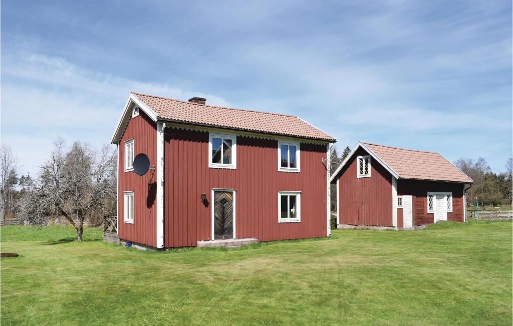 Nice Home In Lenhovda With 2 Bedrooms