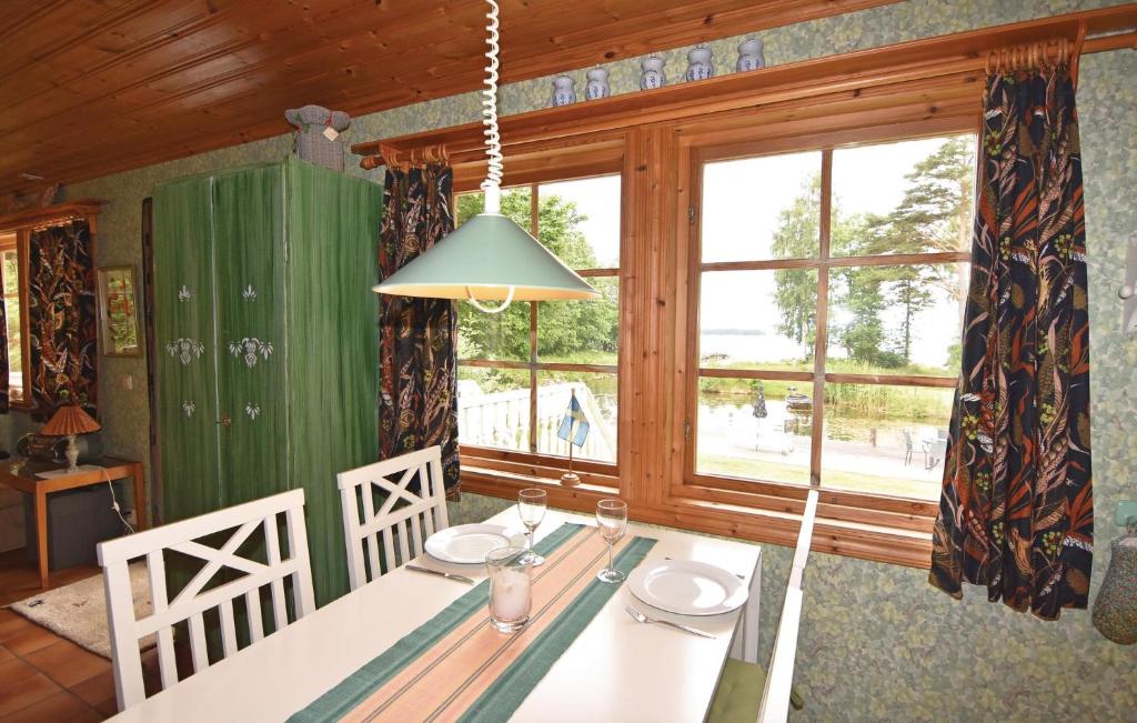 Stunning Home In Sjtorp With 2 Bedrooms And Wifi photo 1