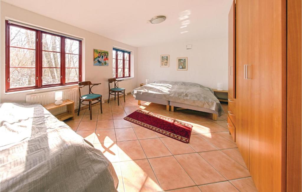 Awesome Home In Tomelilla With 3 Bedrooms photo 3