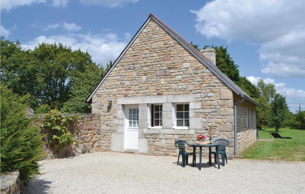 Beautiful Home In Tregunc With 1 Bedrooms And Wifi
