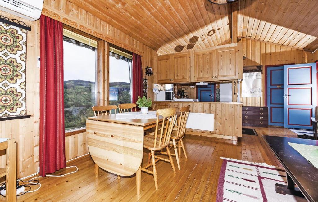 Nice Home In Steinst With 2 Bedrooms And Wifi photo 3