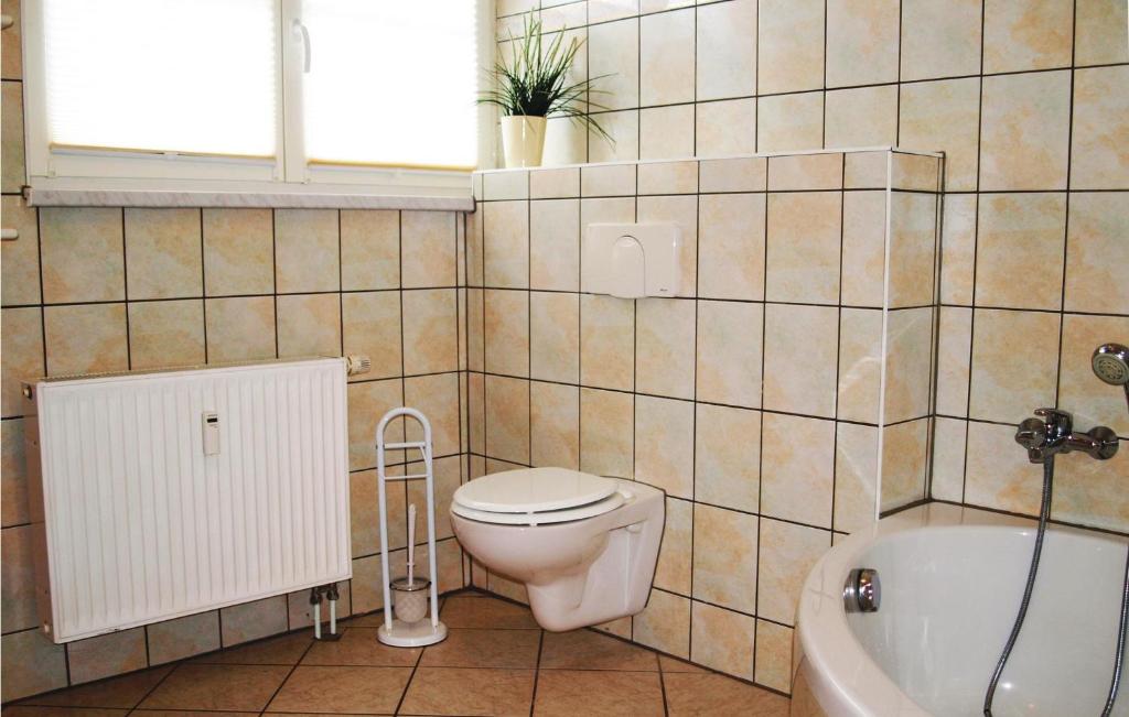Stunning Apartment In Mirow Ot Qualzow With 2 Bedrooms photo 2