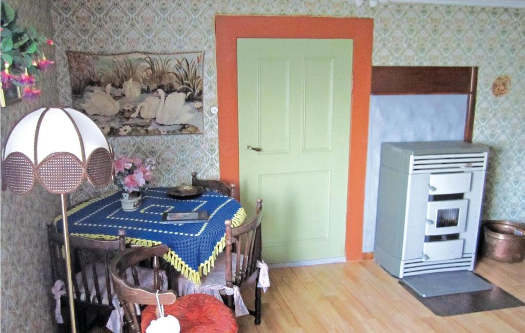 Awesome Home In Jondal With 3 Bedrooms photo 2