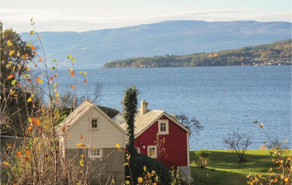 Awesome Home In Jondal With 3 Bedrooms