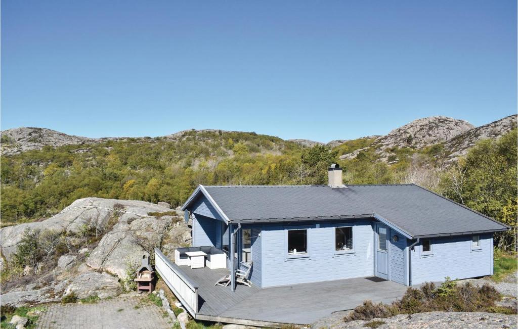 Stunning Home In Lindesnes With 3 Bedrooms And Wifi