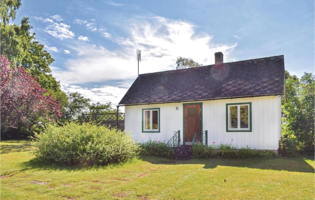 Nice Home In Lttorp With 1 Bedrooms And Wifi