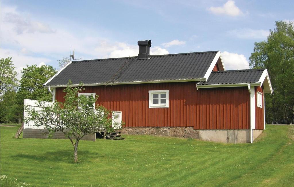 Lovely Home In Ambjrnarp With Lake View photo 1
