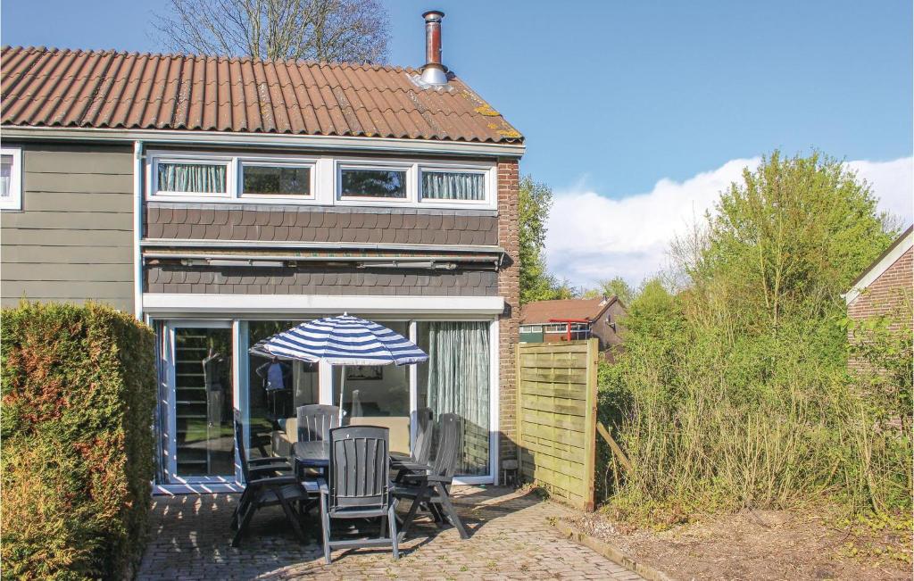 Stunning Home In Bruinisse With 3 Bedrooms And Wifi photo 1