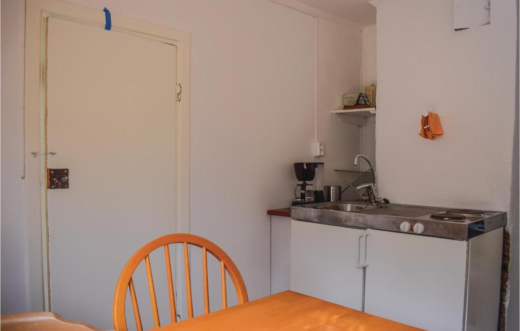 Nice Home In Gullabo With 1 Bedrooms photo 2