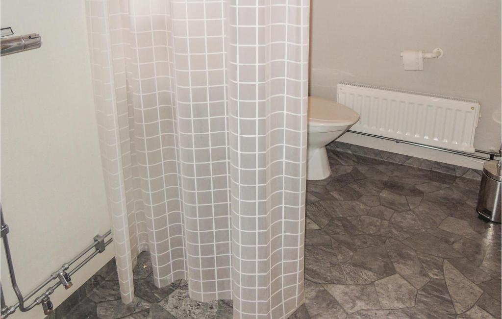 Amazing Home In Urshult With 2 Bedrooms And Wifi photo 1