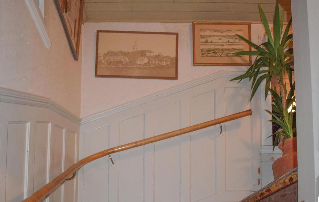 Nice Apartment In Vimmerby With 3 Bedrooms And Wifi photo 3