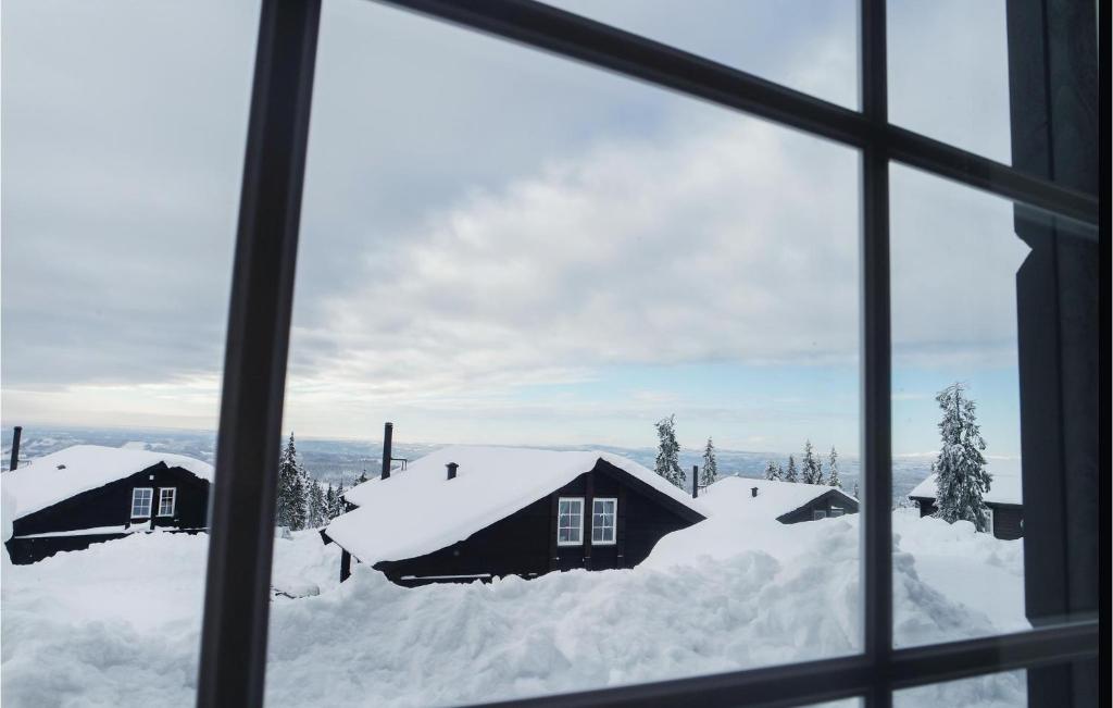 Stunning Home In Lillehammer With 4 Bedrooms And Wifi photo 3