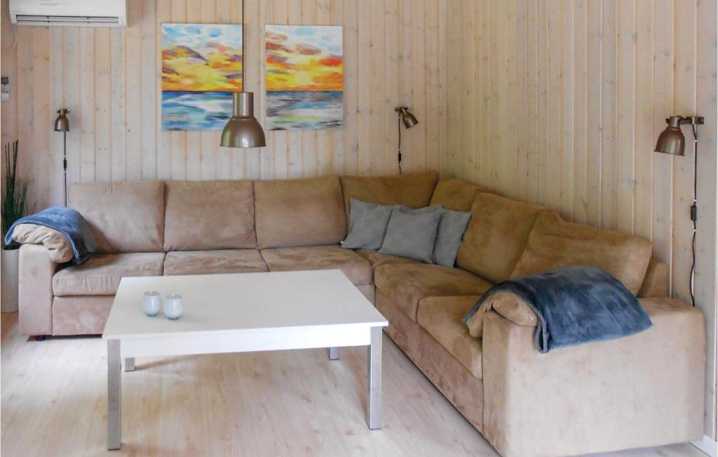 Stunning Home In Lidhult With 2 Bedrooms photo 3