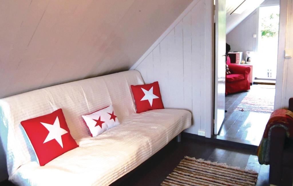 Nice Home In Vanse With House Sea View photo 3
