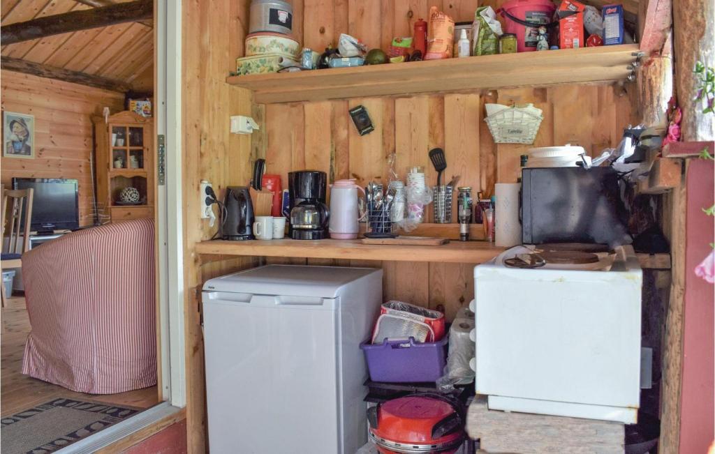 Stunning Home In na-sira With 1 Bedrooms And Wifi photo 3