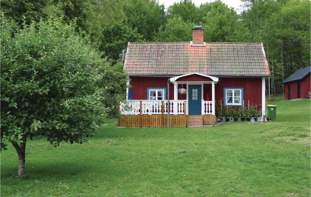 Awesome Home In Tjllmo With 2 Bedrooms And Wifi