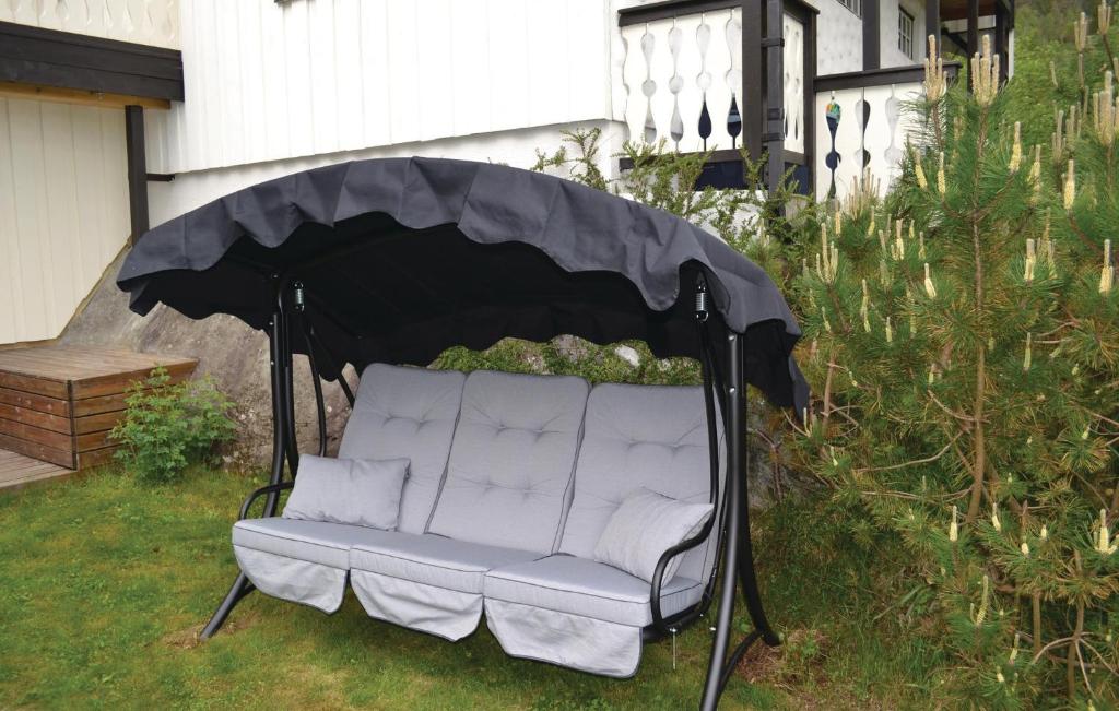 Awesome Apartment In Norheimsund With Wifi photo 1
