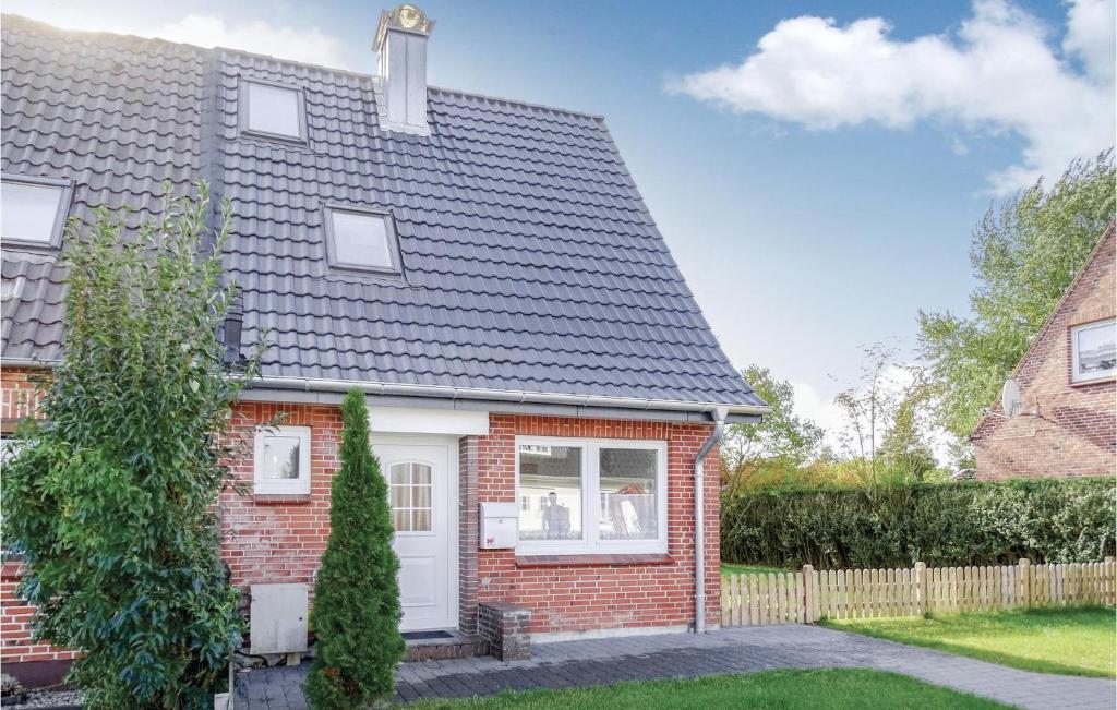 Awesome Home In Gelting With 2 Bedrooms And Wifi