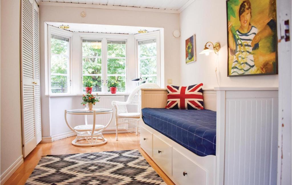 Amazing Home In Frjestaden With 3 Bedrooms photo 1