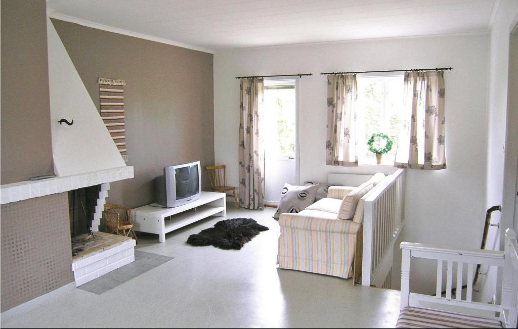 Nice Home In Eksj With 4 Bedrooms photo 2