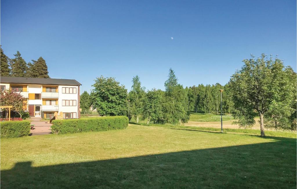 Gorgeous Apartment In Paulistrm With Kitchen photo 4