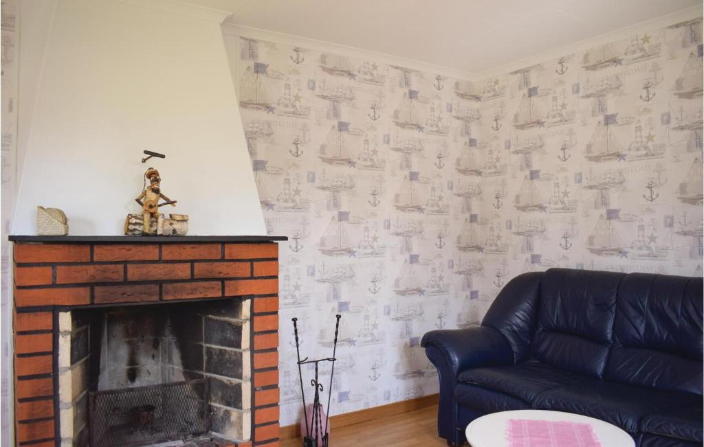 Beautiful Home In Bolms With 3 Bedrooms And Wifi photo 1