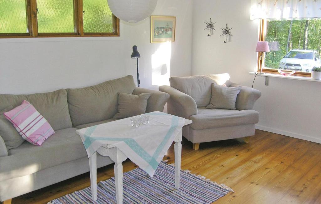 Beautiful Home In Lidhult With 2 Bedrooms photo 3