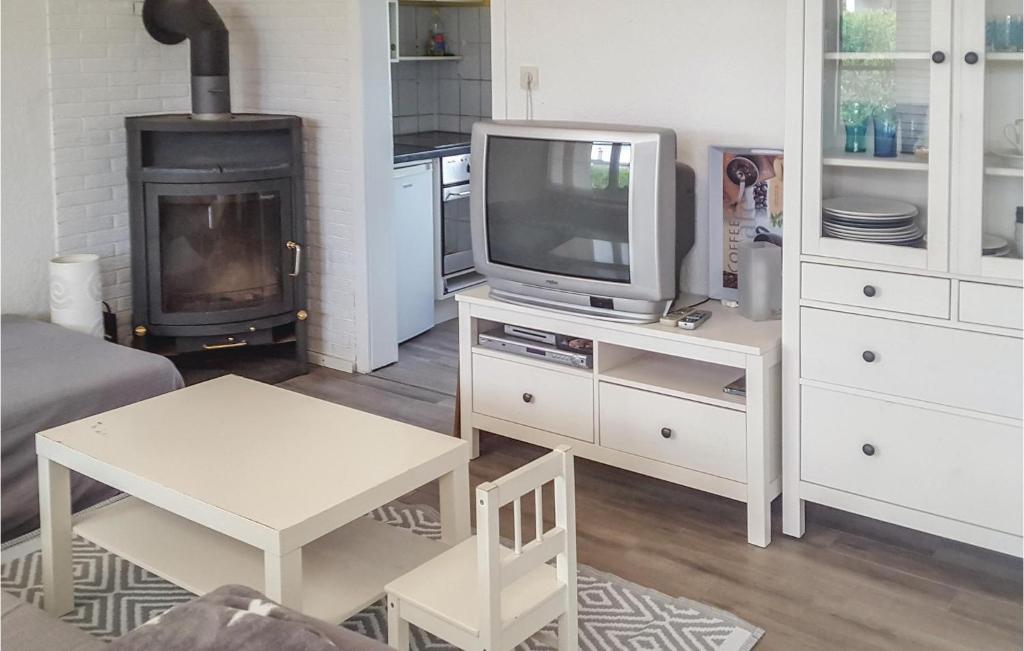 Stunning Home In Hohen Wieschendorf With 2 Bedrooms photo 3