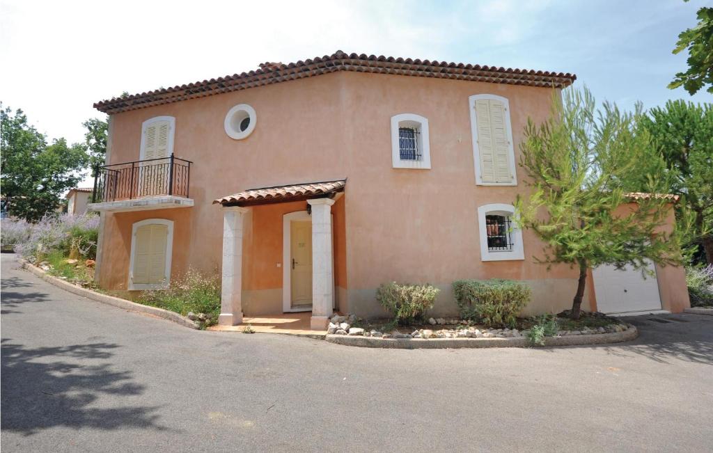 Amazing Home In Fayence With 4 Bedrooms, Wifi And Private Swimming Pool photo 4
