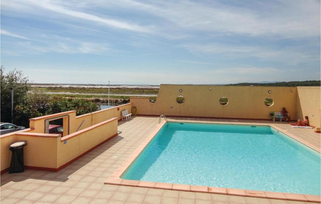 Beautiful Apartment In Gruissan With 1 Bedrooms And Outdoor Swimming Pool