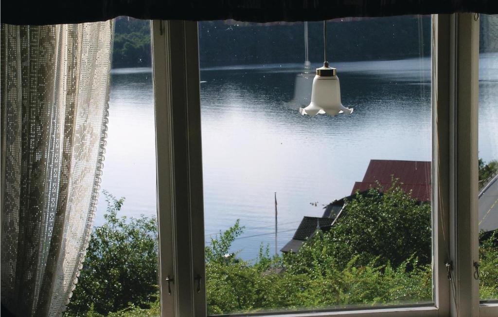 Awesome Home In Lindesnes With 4 Bedrooms And Wifi photo 3