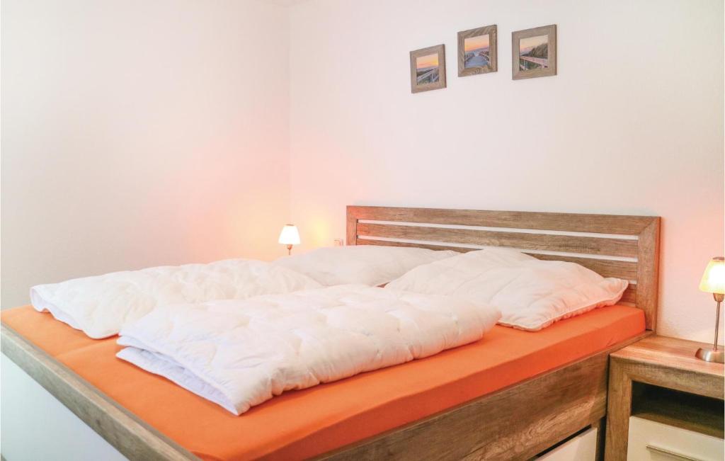 Beautiful Home In Zingst With 2 Bedrooms And Wifi photo 4