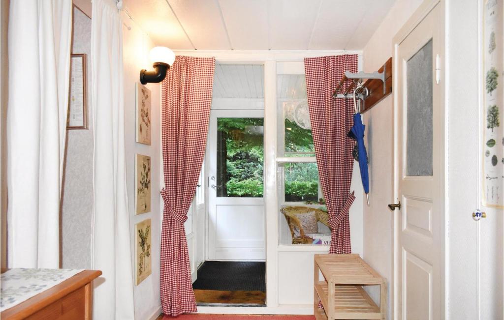 Nice Home In Tjrnarp With 3 Bedrooms photo 2