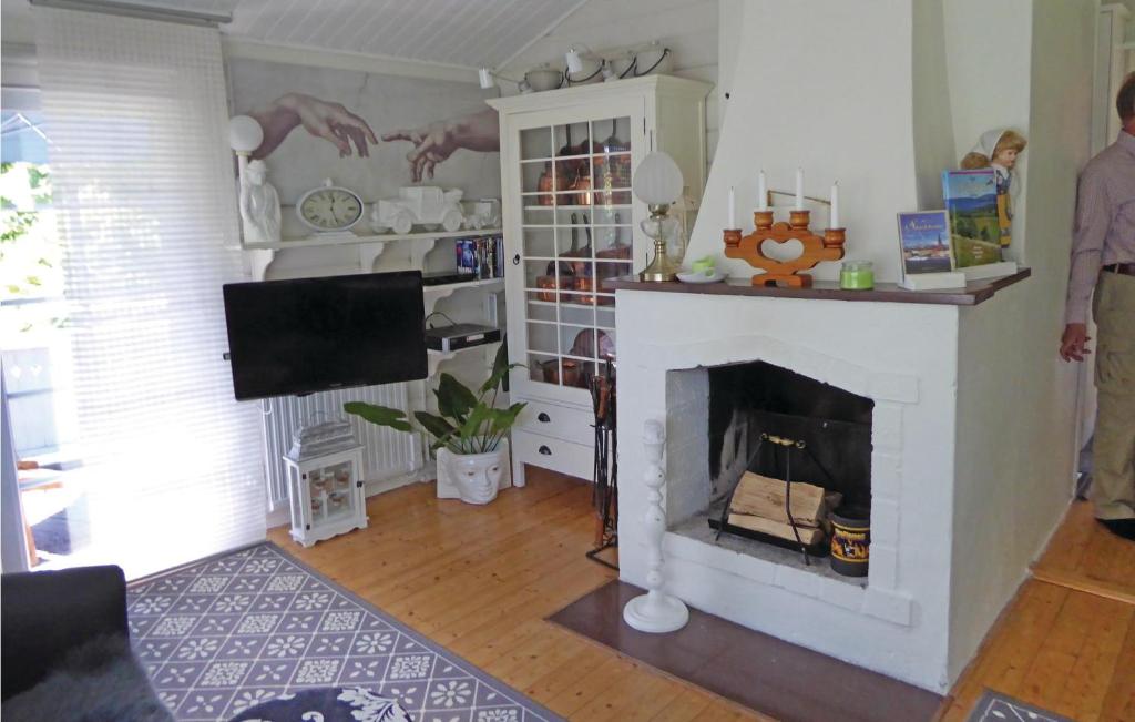 Nice Home In Blsta With 1 Bedrooms And Wifi photo 3