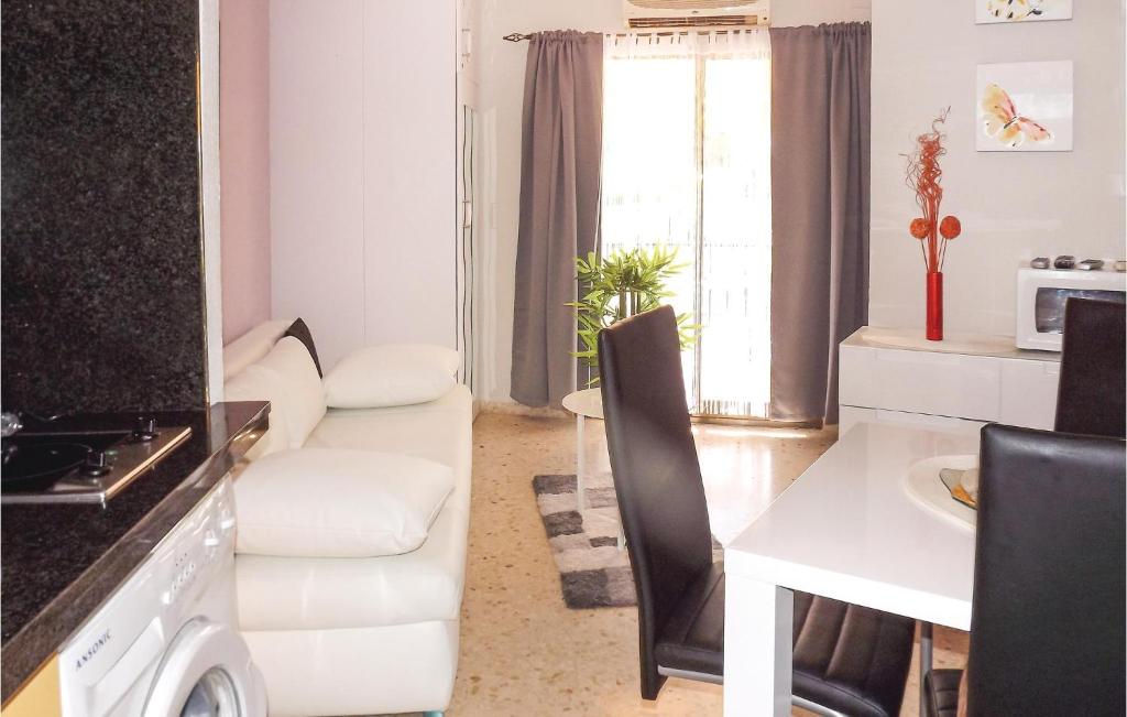 Nice Apartment In Denia With Wifi, Outdoor Swimming Pool And Swimming Pool photo 1