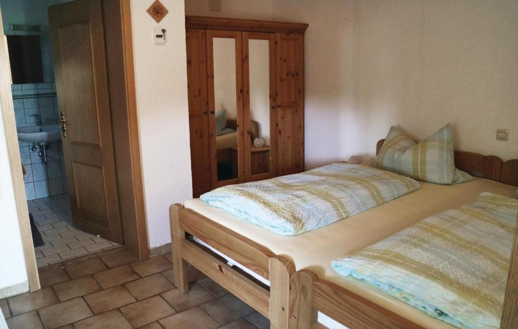 Awesome Home In Thierstein With 1 Bedrooms And Wifi photo 3