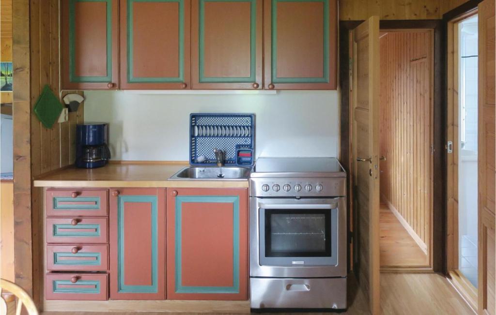 Beautiful Home In Olden With 2 Bedrooms And Internet photo 2