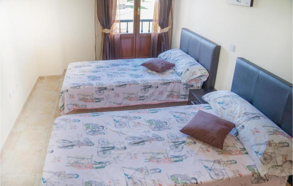 Awesome Apartment In Ayamonte With 2 Bedrooms, Wifi And Outdoor Swimming Pool photo 4